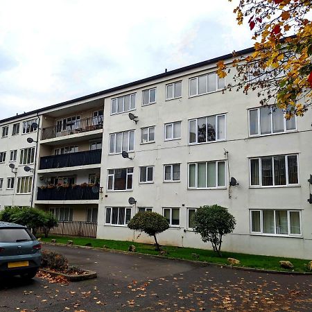 Racecourse Apartment Донкастер Экстерьер фото